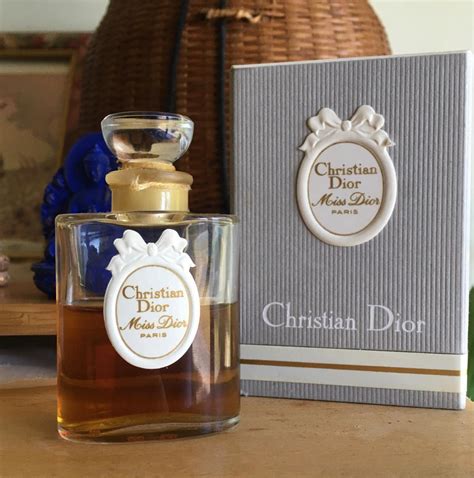 old miss dior perfume.